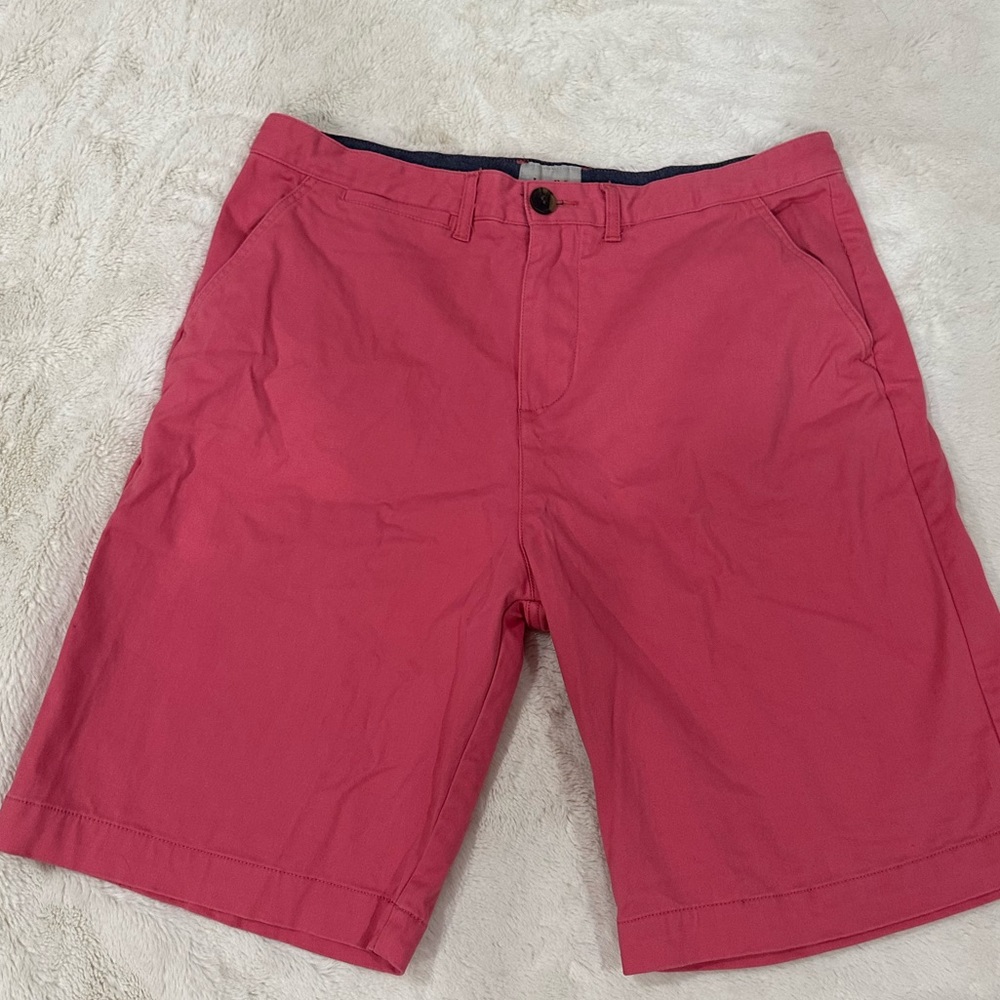 Men’s 34 pink shorts